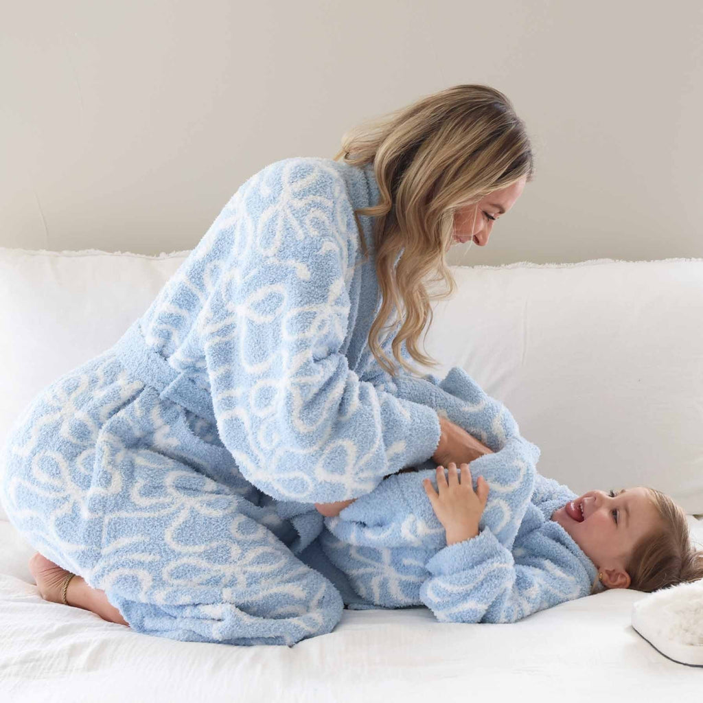 CuddleLaneTM Adult Robes