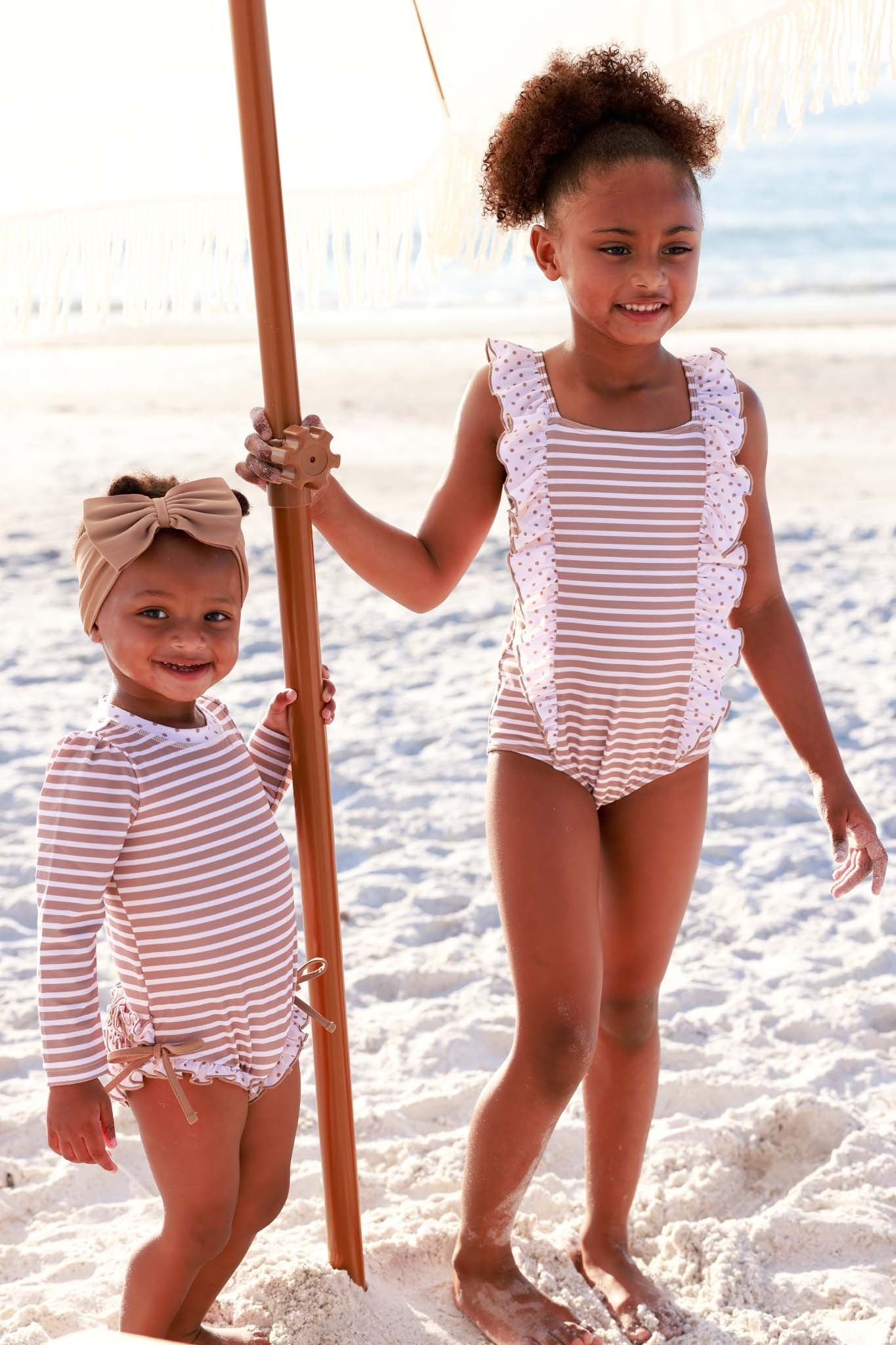Swim Bow | Sandy Mocha
