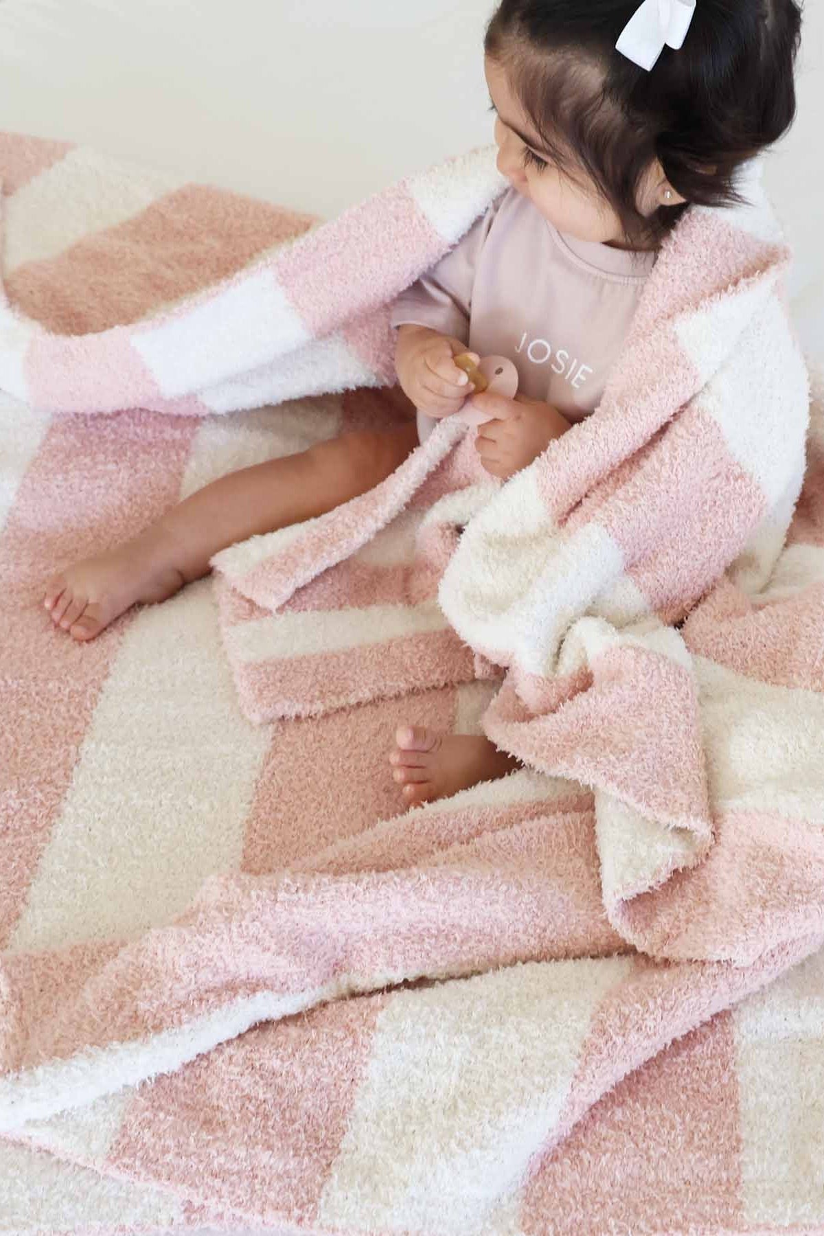 CuddleLaneTM Luxe Blankets | Stripe