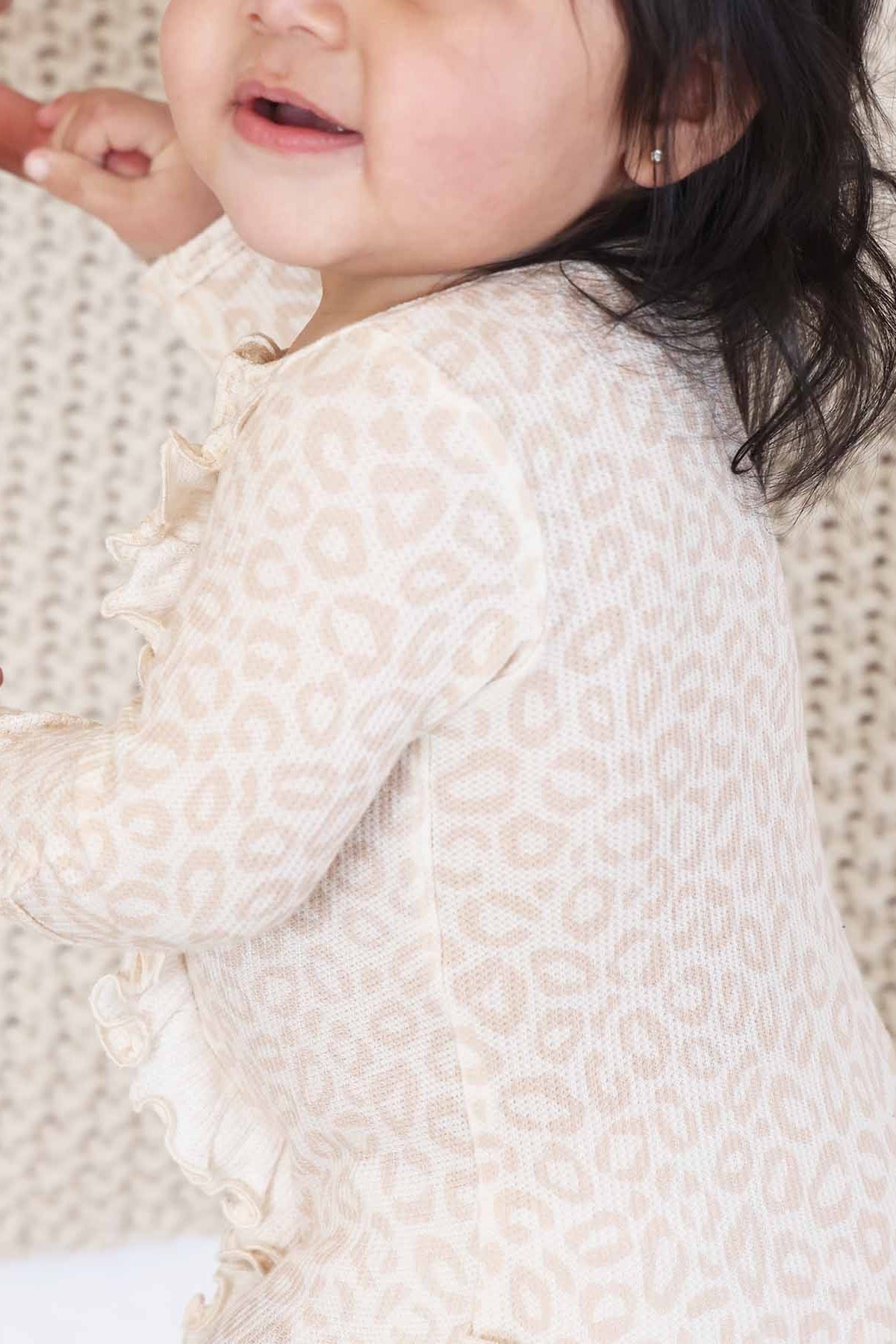 Bamboo Waffle Ruffle Zipper Footie | Lovely Leopard