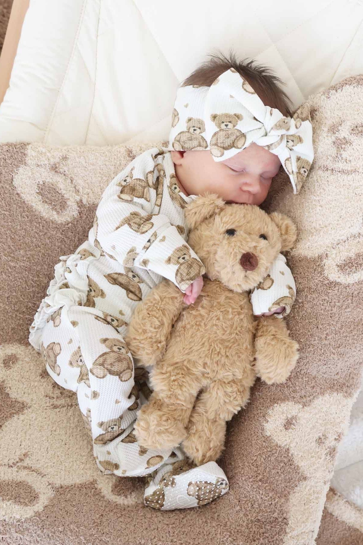 Beary Sweet Bamboo Waffle Zipper Ruffle Footie