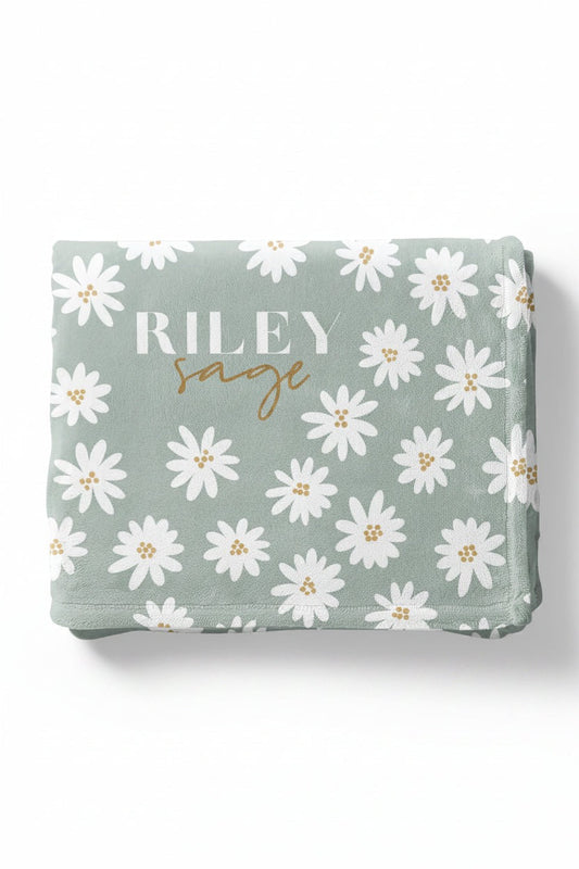 Soft Green Daisy Personalized Toddler Blanket